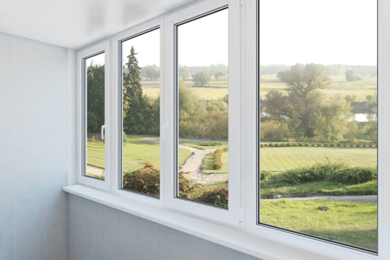 Kunststofffenster mit Sicherheitsglas – lohnt sich das?