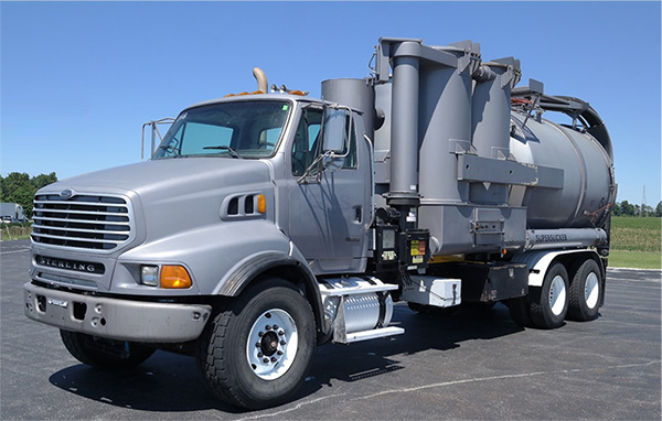 Abwasser- und Schlammmanagement leicht gemacht mit dem vacuum truck Durham
